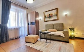 Kyiv Center Romantic Apartment